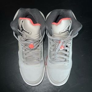 Air Jordan Retro 5 ‘Hot Lava’ GS